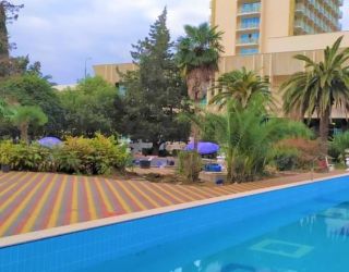 *Отель "Amza Park Hotel" / "Амза"