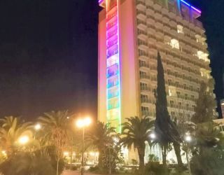 *Отель "Amza Park Hotel" / "Амза"