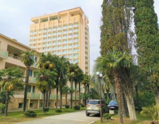 *Отель "Amza Park Hotel" / "Амза"