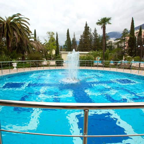 *Отель "Amza Park Hotel" / "Амза"