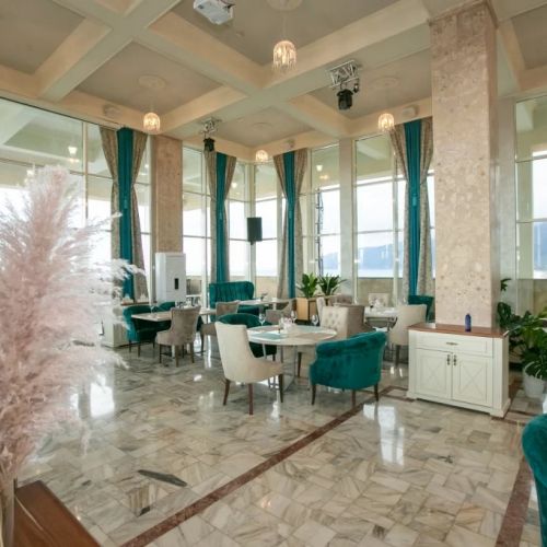 *Отель "Amza Park Hotel" / "Амза"