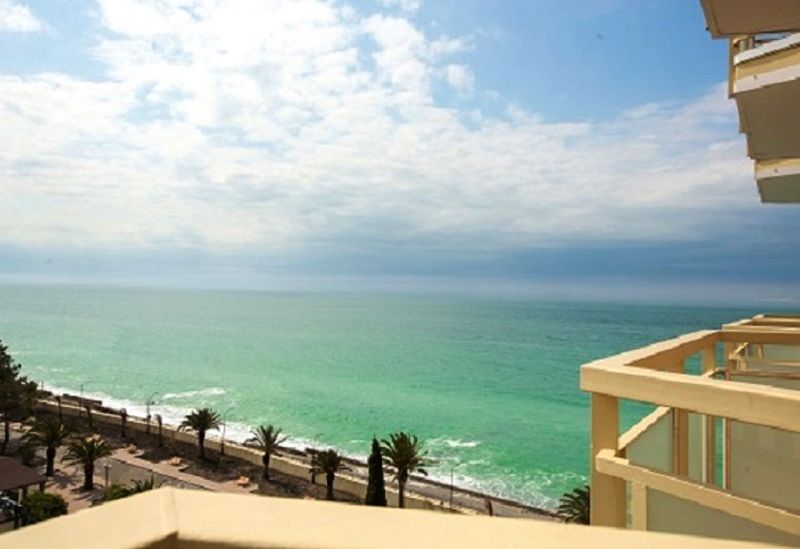 *Отель "Amza Park Hotel" / "Амза"